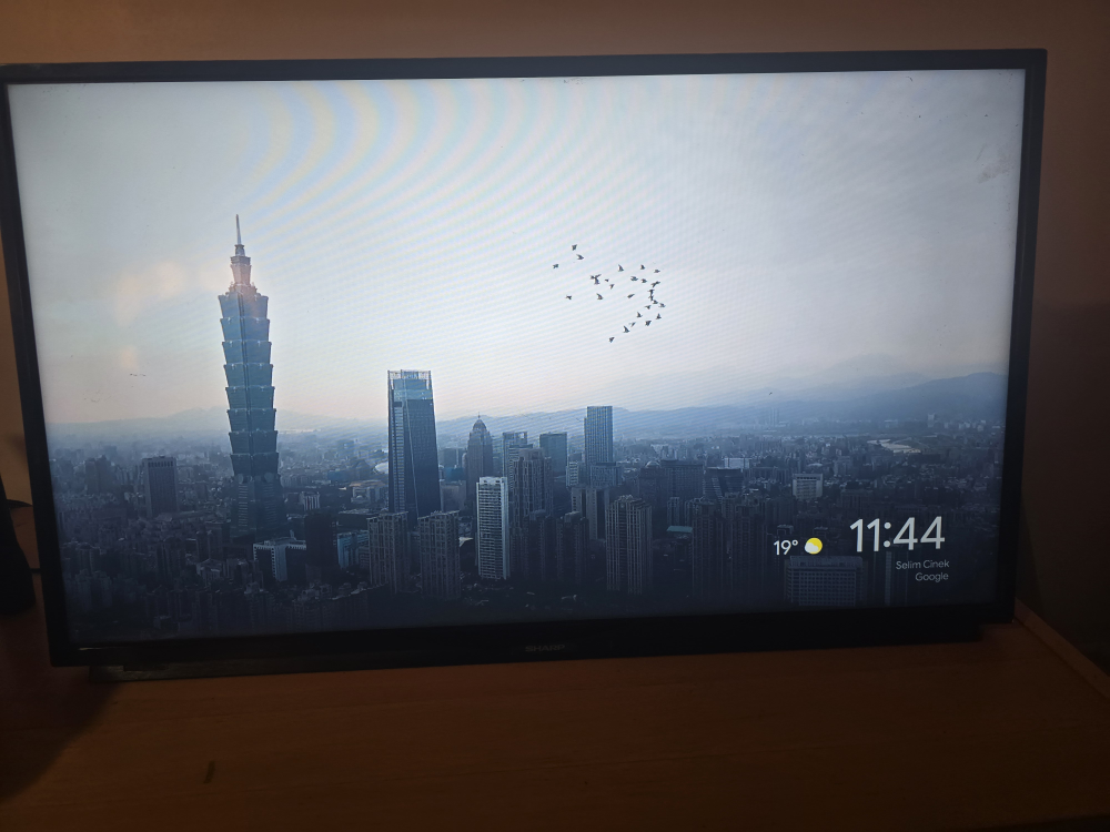 32 inch TV