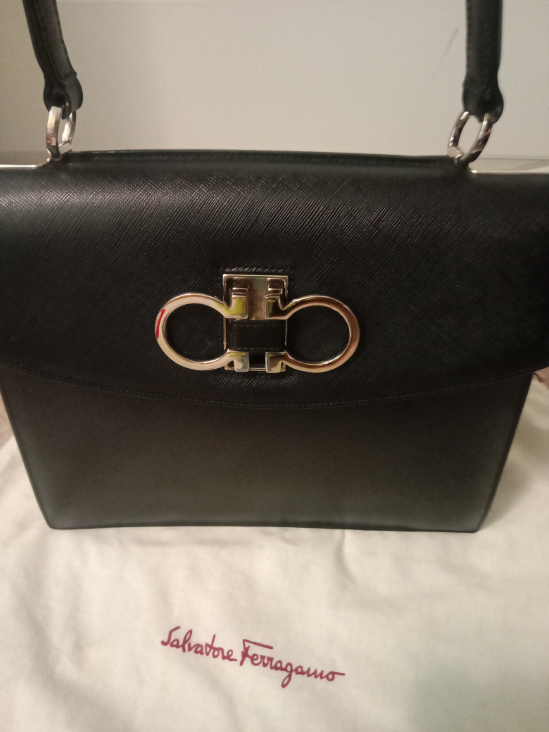Salvatore Ferragamo Black Leather Handbag (100% Authentic) - photo 2