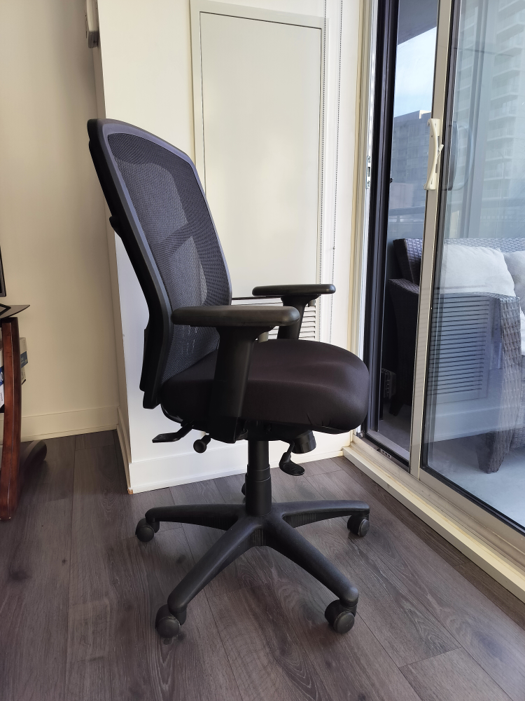 Black Mesh Office Chair