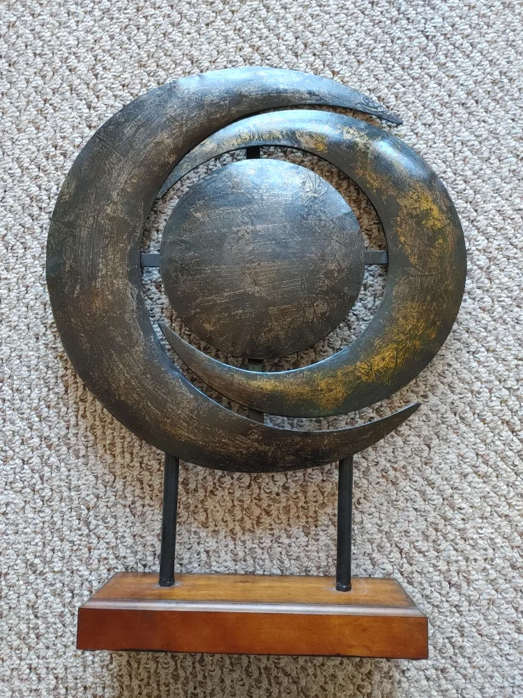 Metal Abstract Sculpture thumbnail