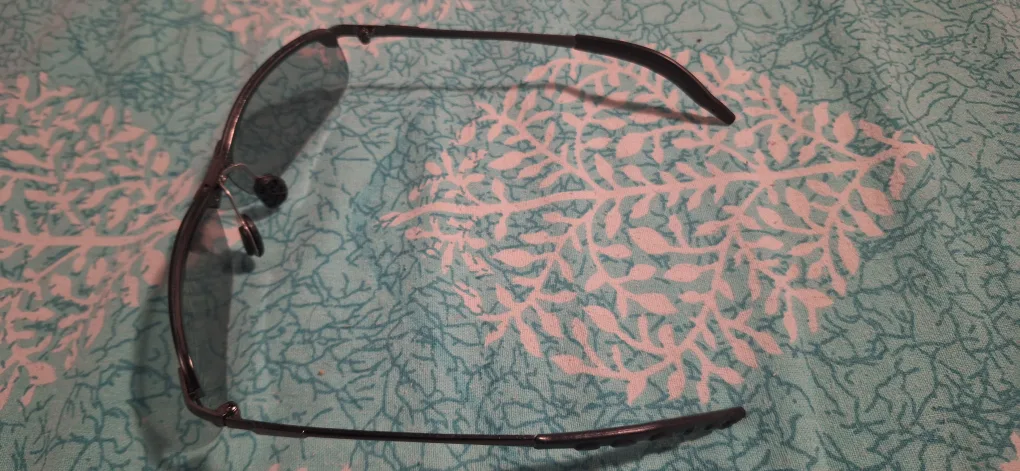 # freecycle Black Frame Sunglasses image indicator(2)