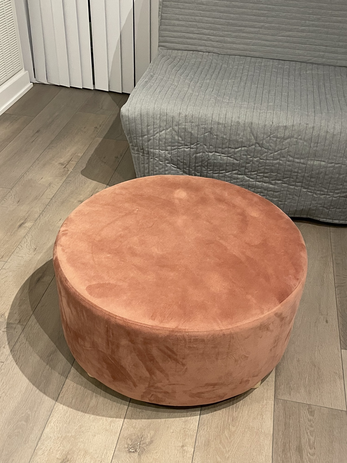 Round Pink Ottoman - photo 2