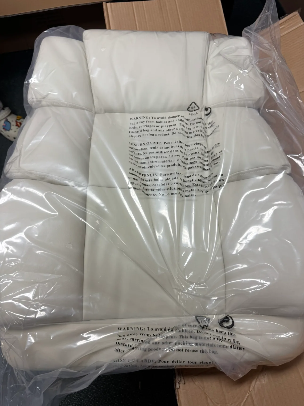 Executive Faux Leather Chair with thick cushion ▫️BRAND NEW▫️ image indicator(8)