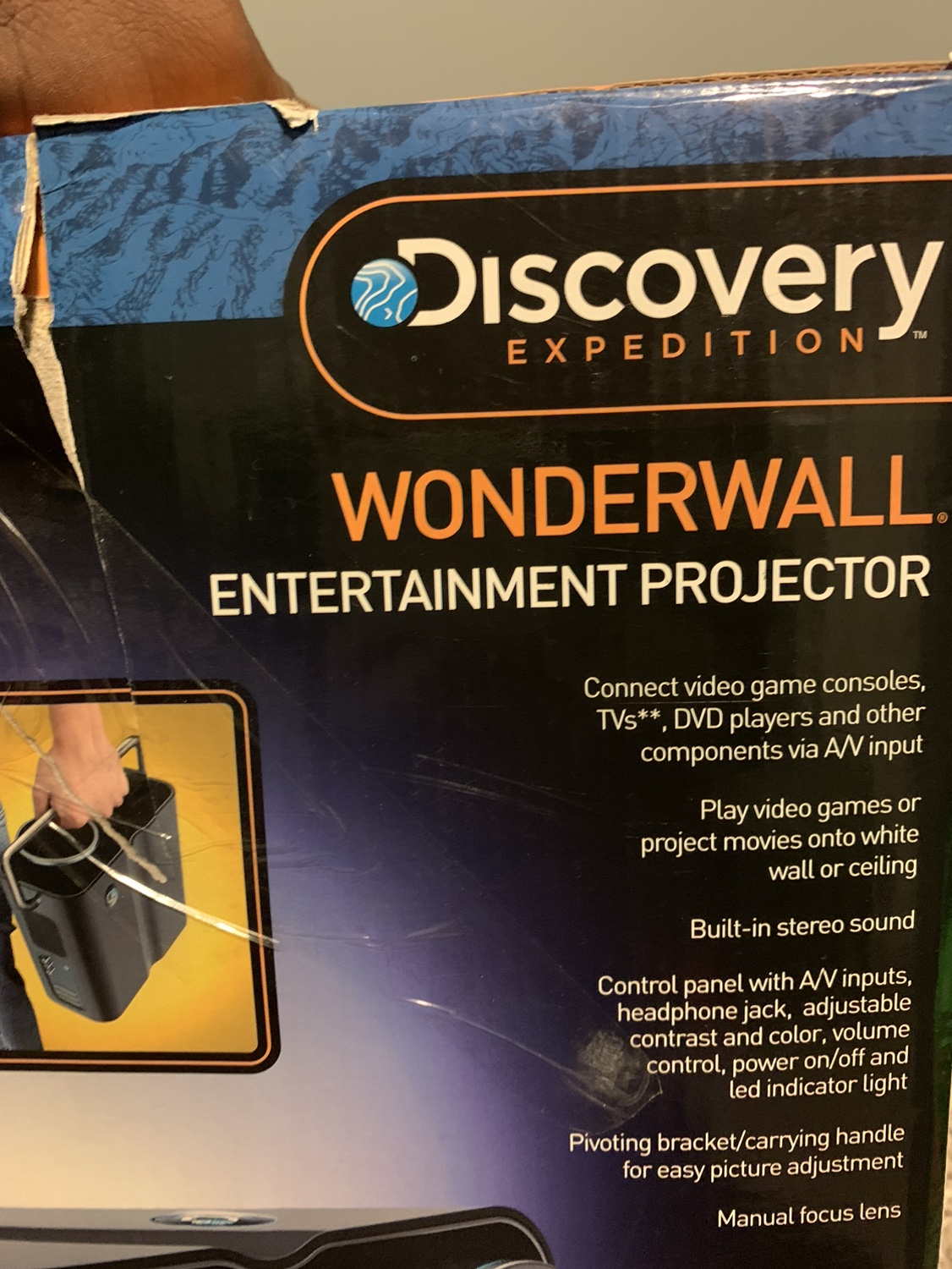 Wonderwall Entertainment Projector - photo 3