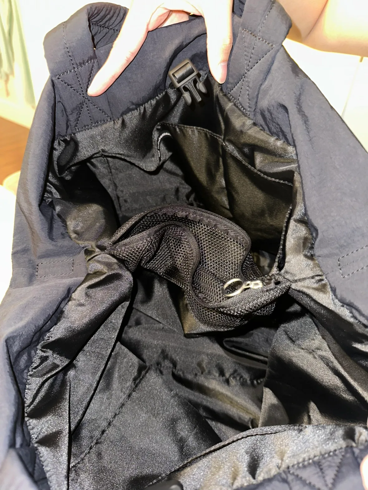 Lululemon Bag image indicator(3)