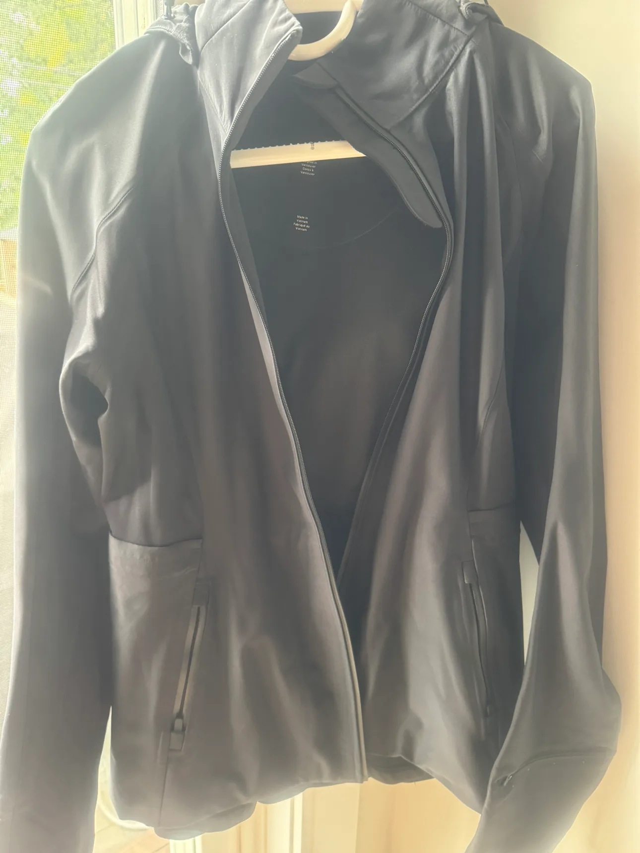 Lululemon Black Jacket thumbnail