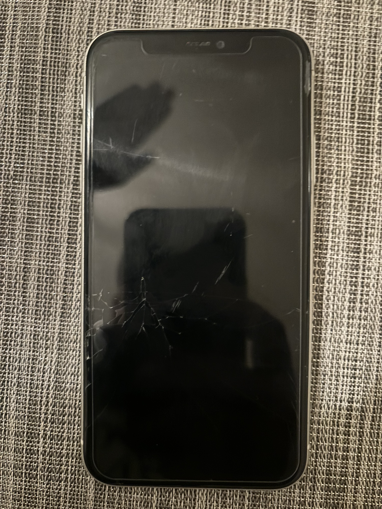 iPhone 11 64GB (White)