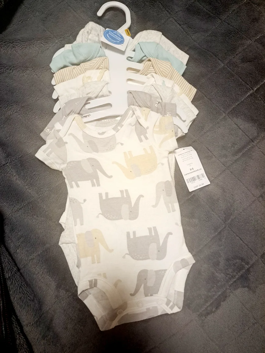 newborn 6pk onesies - 100%cotton 🥕 thumbnail