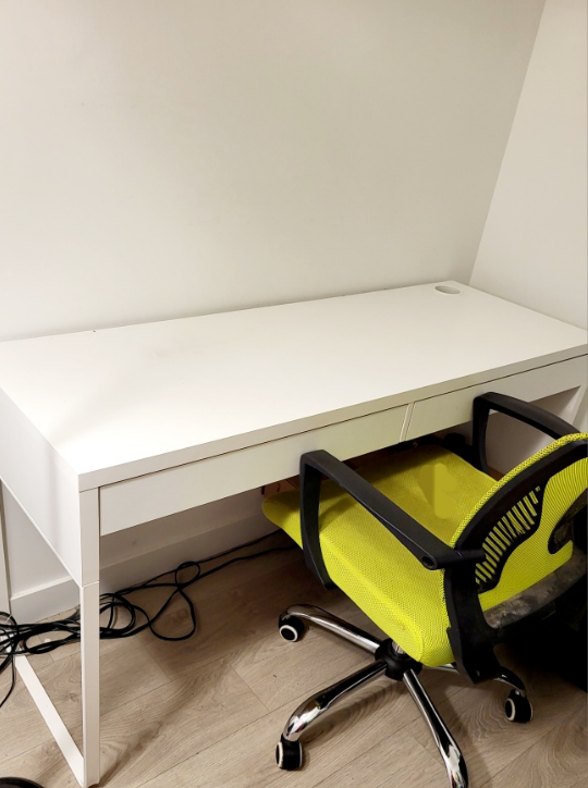 Ikea White Computer Desk with 2 Drawers. Free chair!