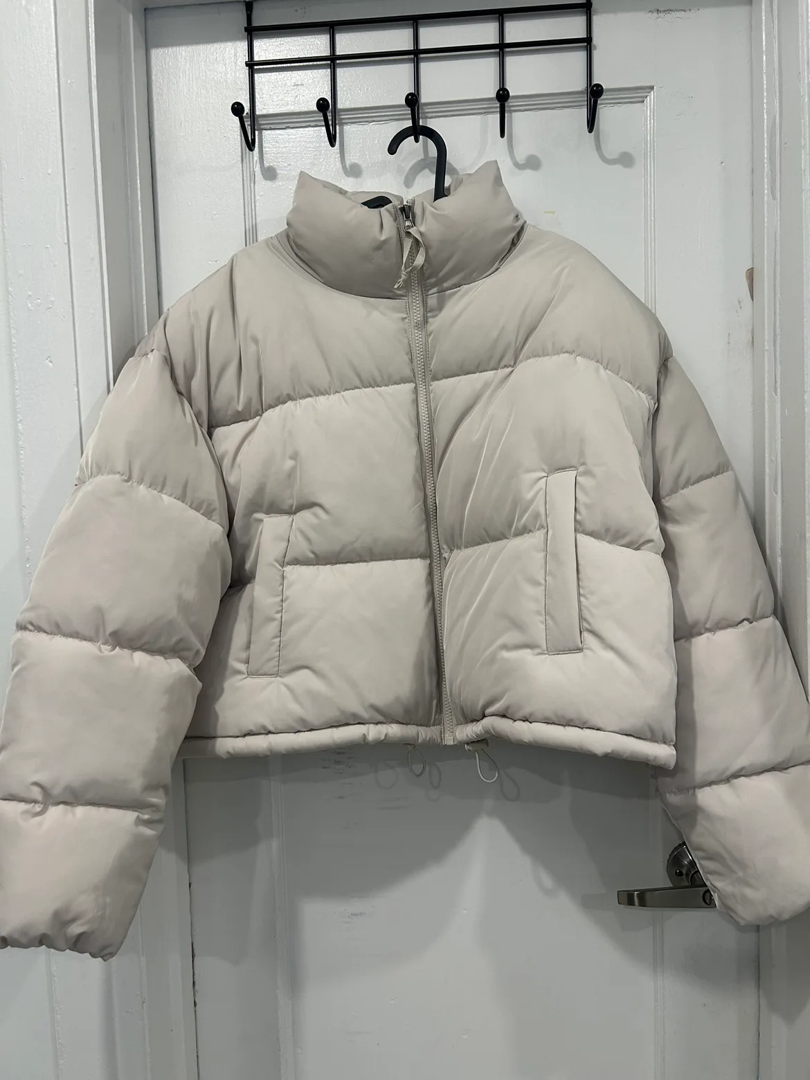 H&M Crop Puffer Jacket image indicator(3)