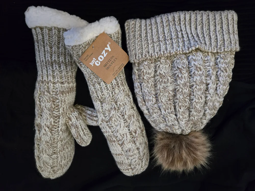 Just Cozy Mittens and Toque Set thumbnail