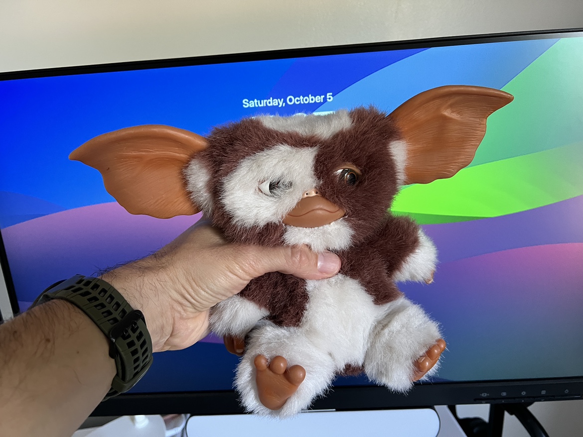 Singing Gizmo Plush Toy - moves and sings - photo 2