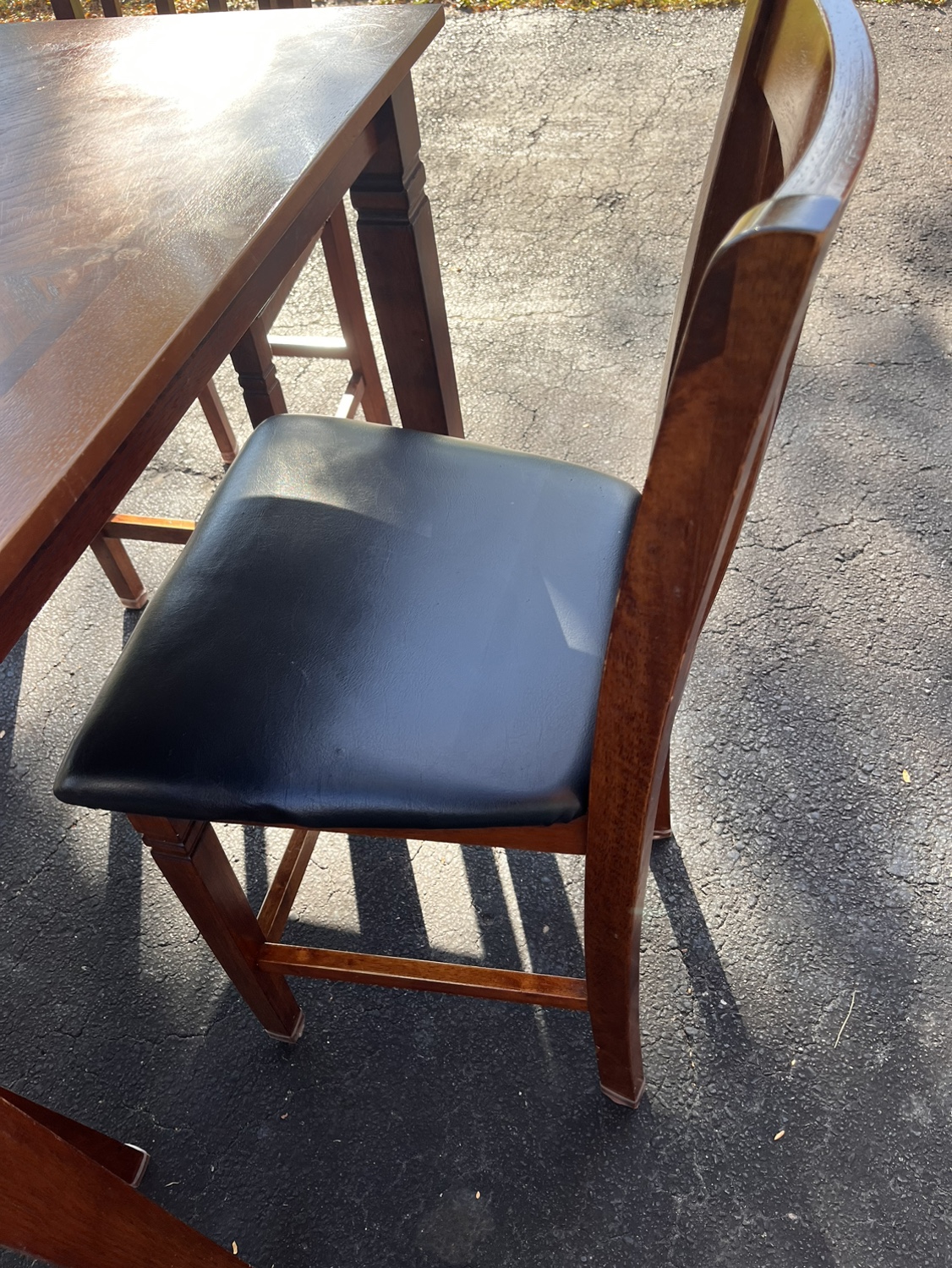 Kitchen Table and 4 Chairs Set - photo 3