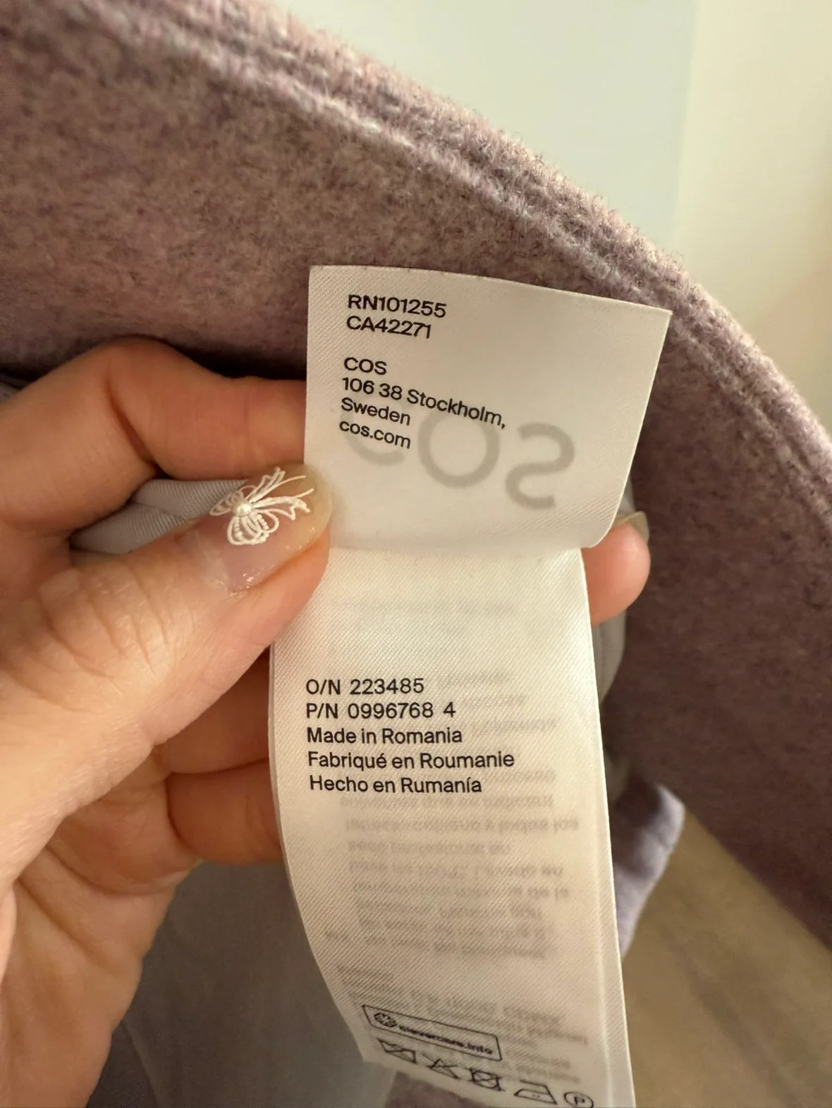 COS Women's Coat image indicator(5)