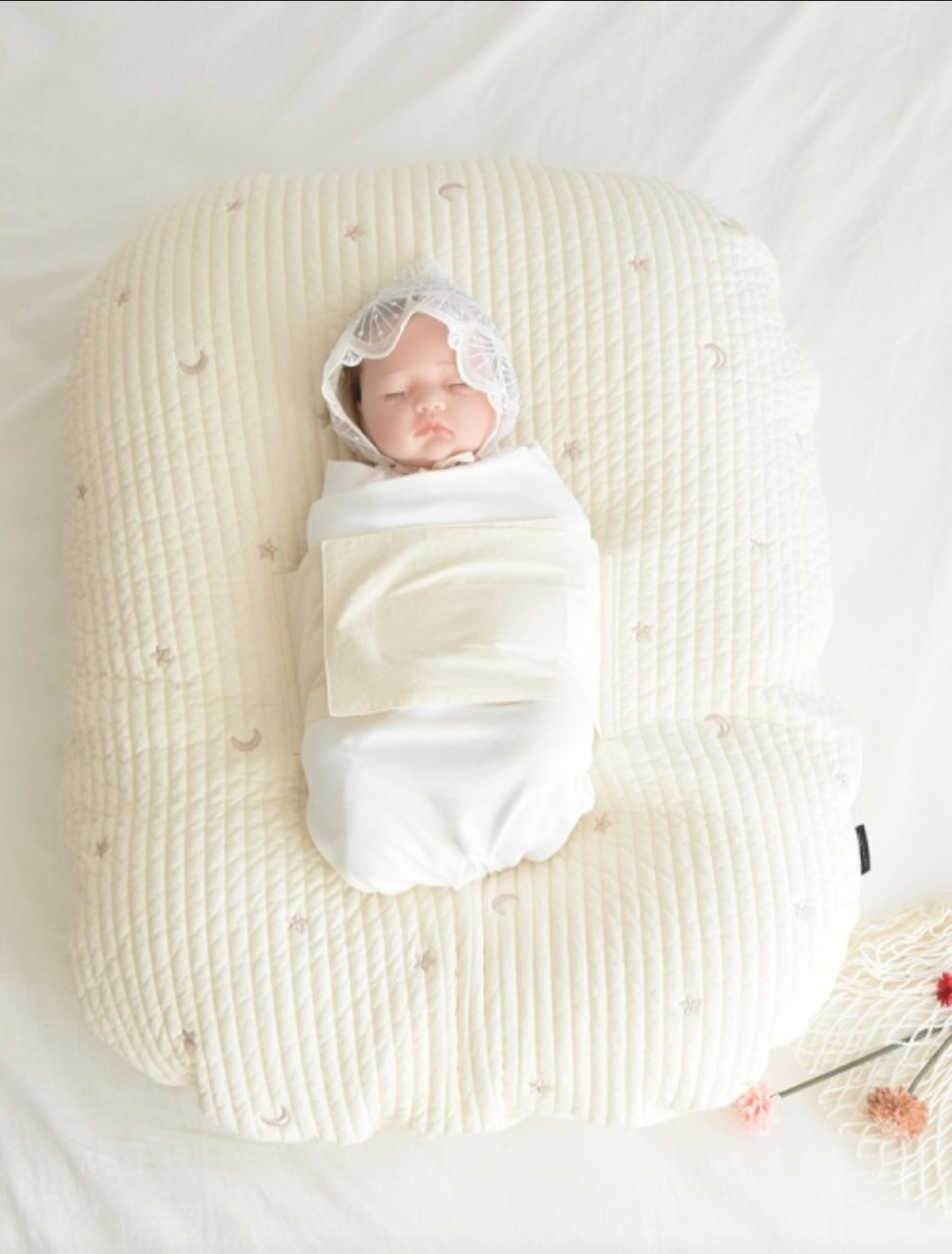 Baby Lounger Pillow - photo 3