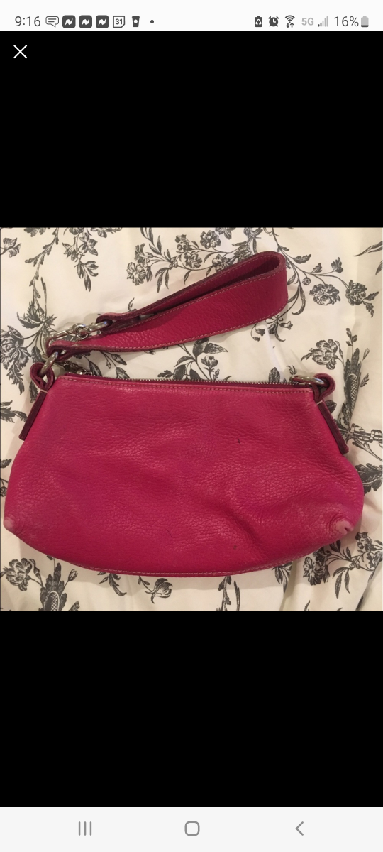 Burberry Pink Leather Clutch - photo 3