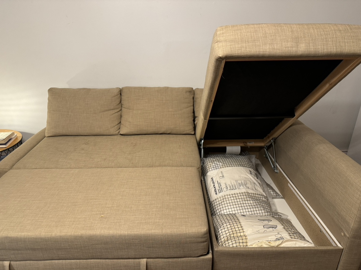Sectional Couch - photo 4