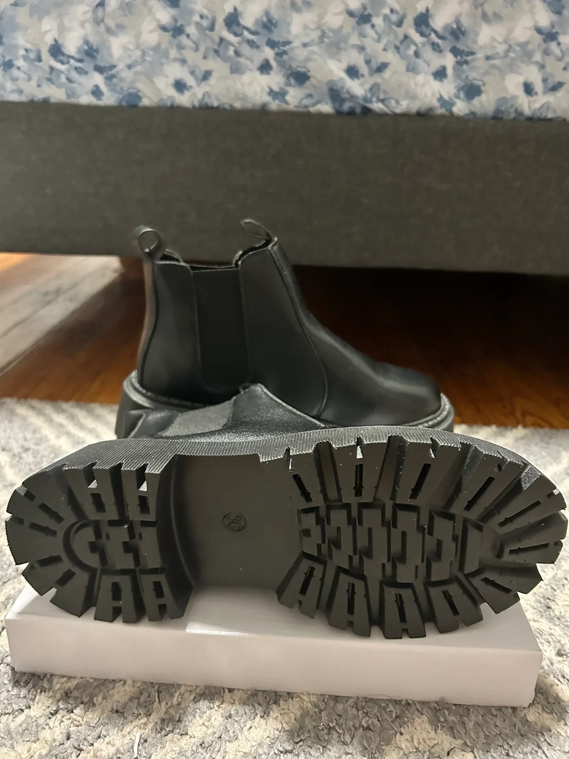Boots thumbnail