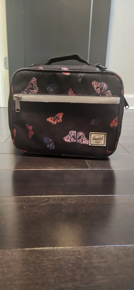 Herschel Butterfly Print Lunch Box – FREE thumbnail