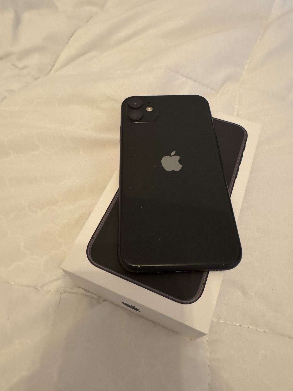 iPhone 11 256GB Black - photo 2