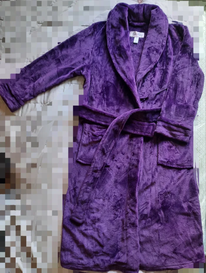【New】Purple Fleece Robe thumbnail