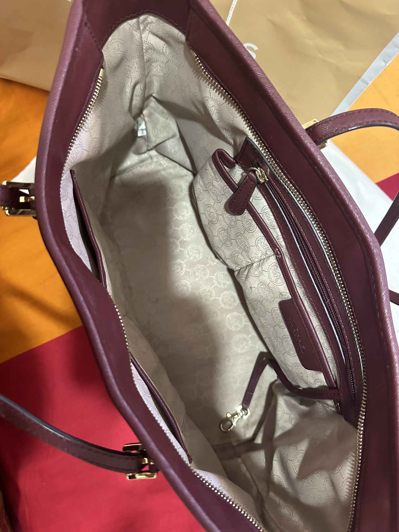 Michael Kors Burgundy big Bag - photo 5
