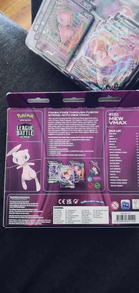 Pokemon League Battle Deck - Mew VMAX - photo 2