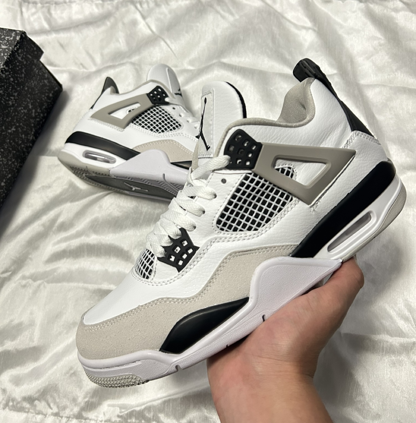 Air Jordans 4 Military Black