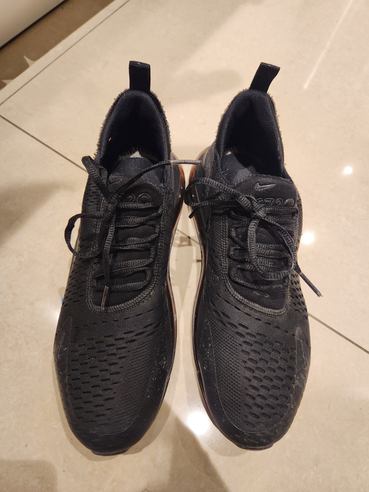 Nike Air Max 270 Sneakers
