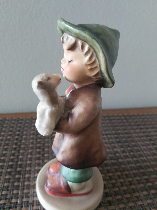 Hummel Goebel Figurine - Boy with Lamb - photo 2