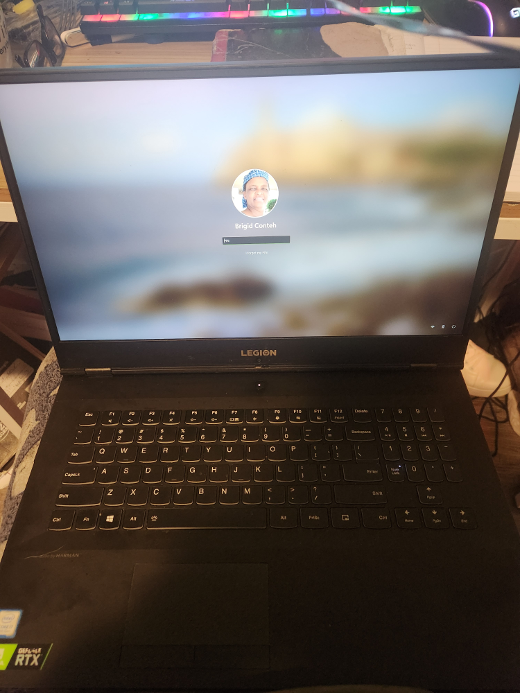 Lenovo legion Gaming Laptop RTX 2060 144hz - photo 2