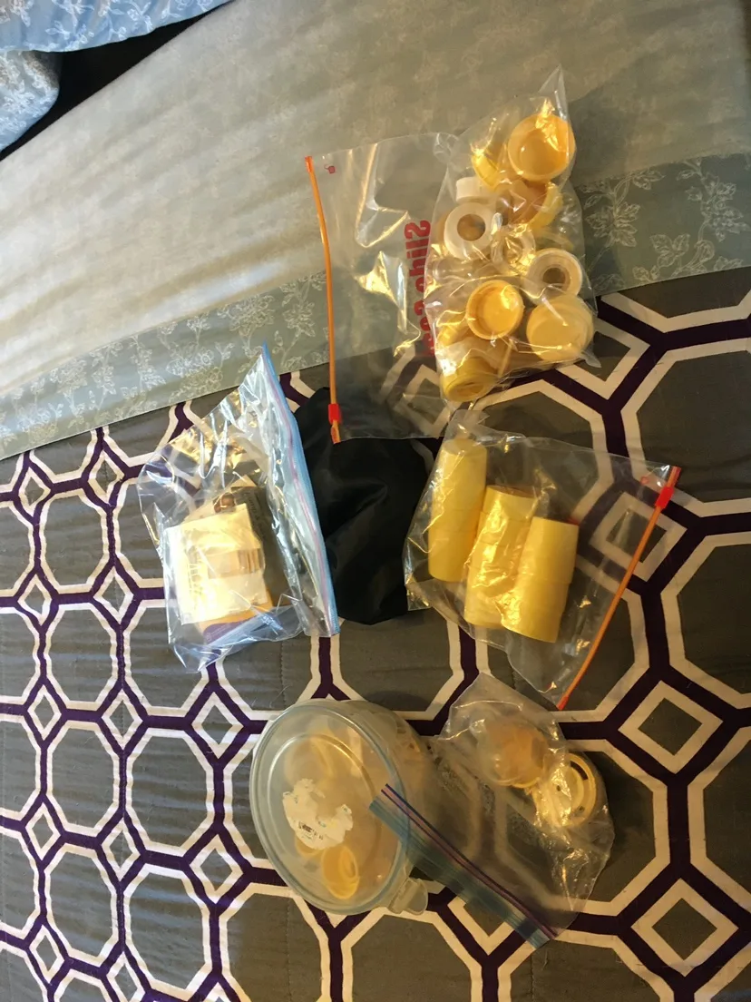 Medela Pump & Accessories image indicator(2)