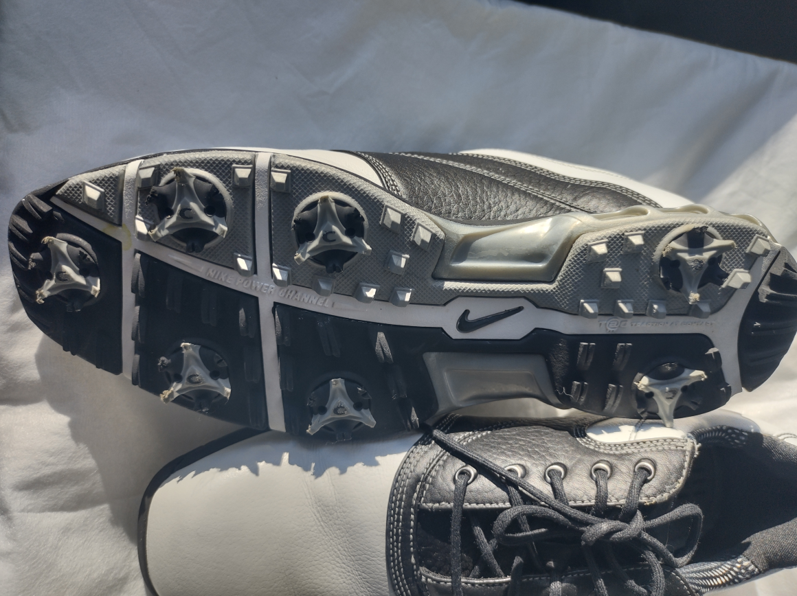 Nike Golf Shoes - photo 2