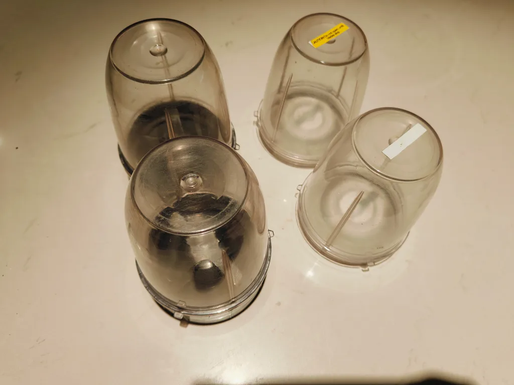 Nutribullet 2 blade and 4 Cups, only $10 for Everything image indicator(9)