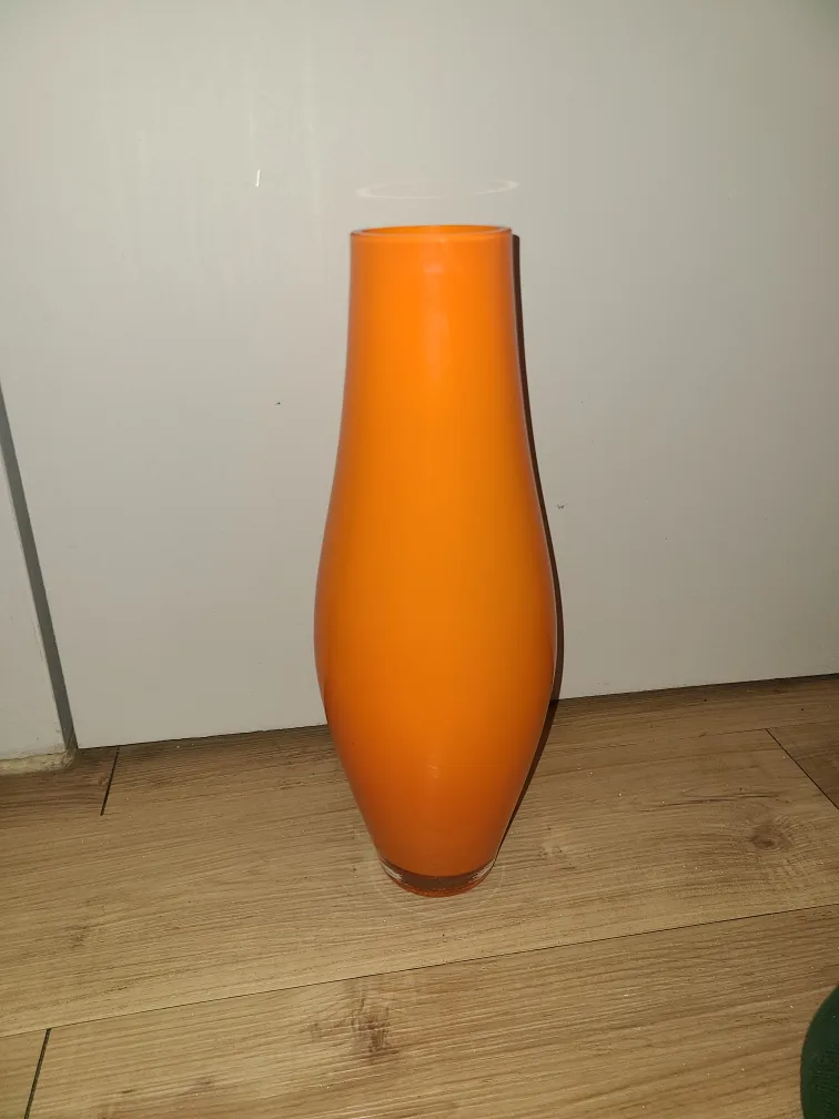 Orange Glass Vase image indicator(2)