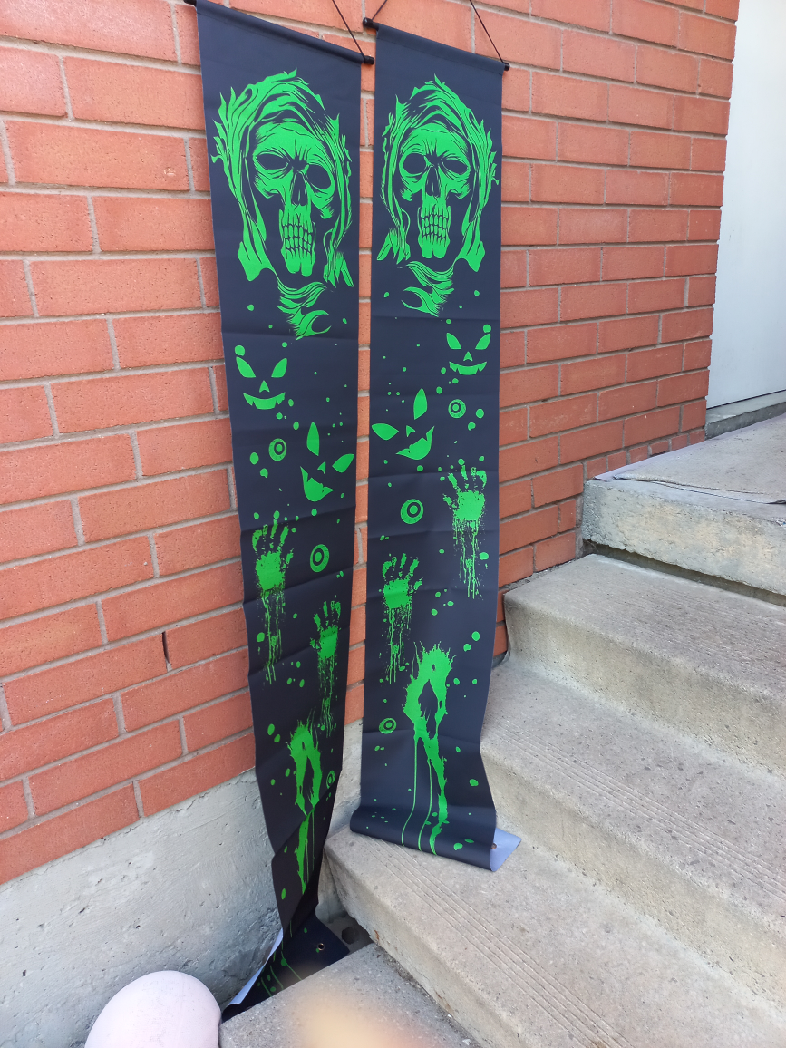 NEW!    Halloween Banners - Set of 2