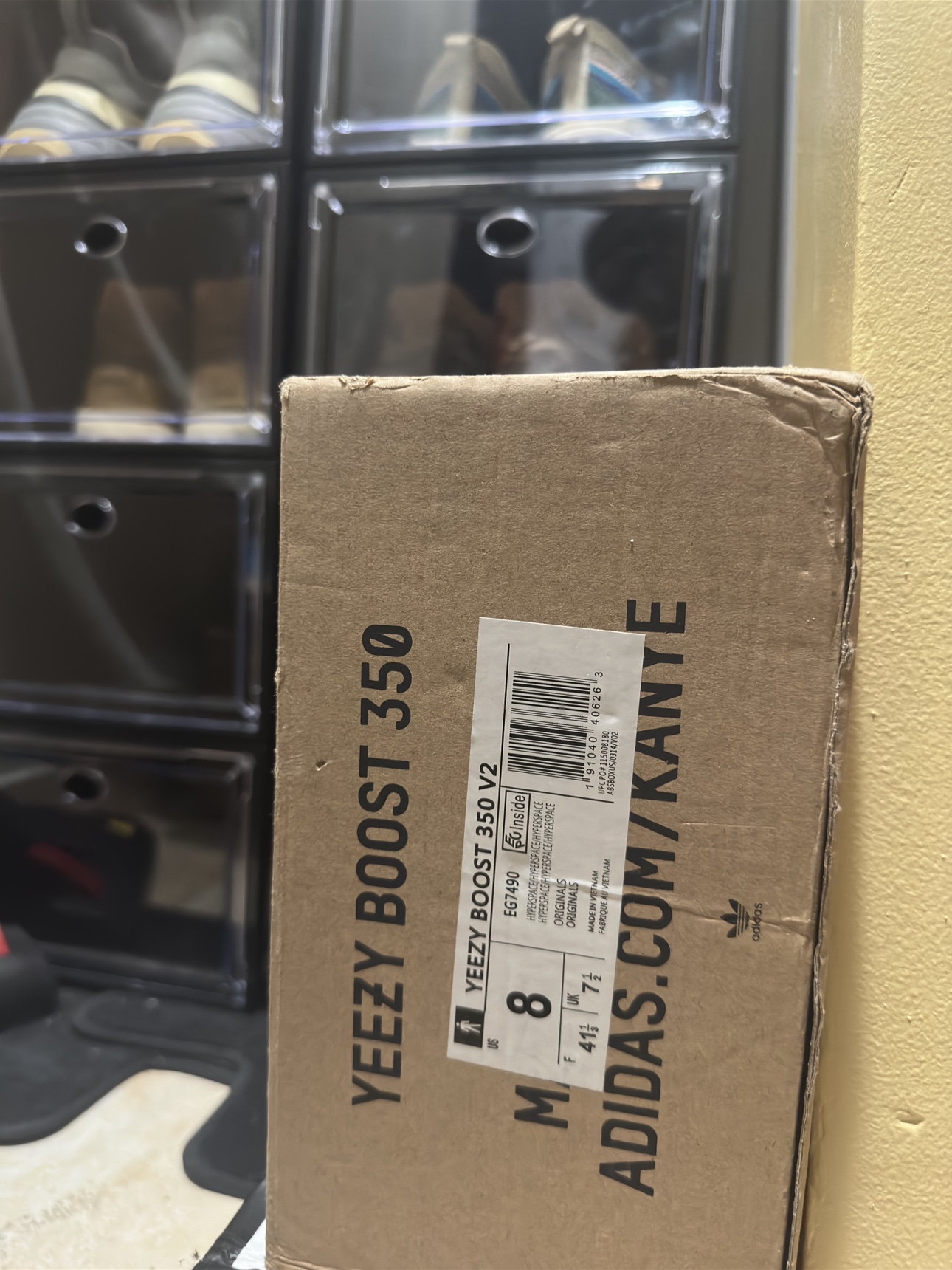 Yeezy Boost 350 Clay sz 8 - photo 2
