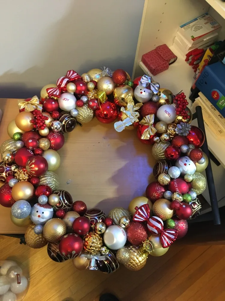 Ornament Wreath image indicator(5)