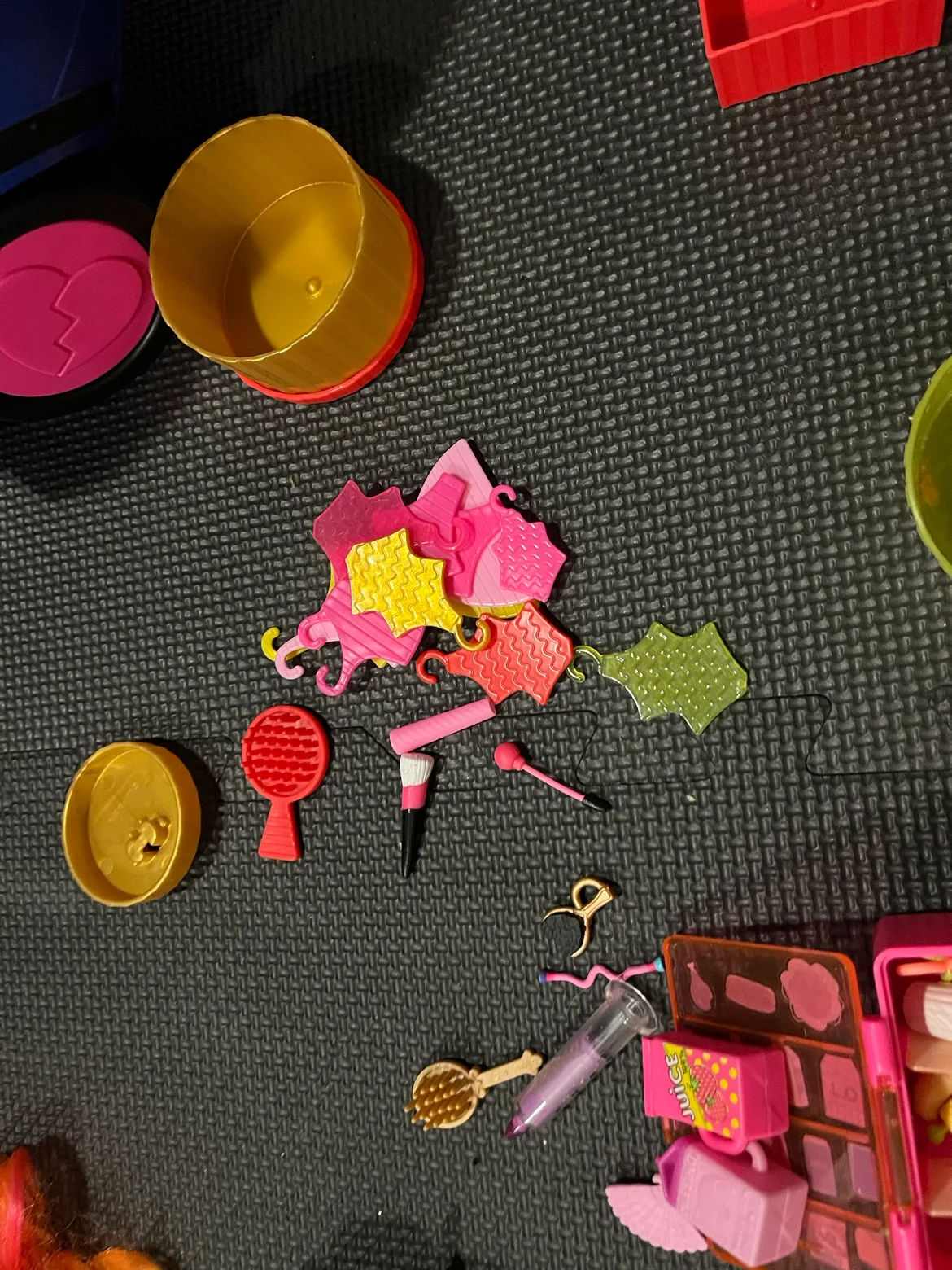 LOL Surprise! OMG Glamper Van Playset 4-1 image indicator(8)