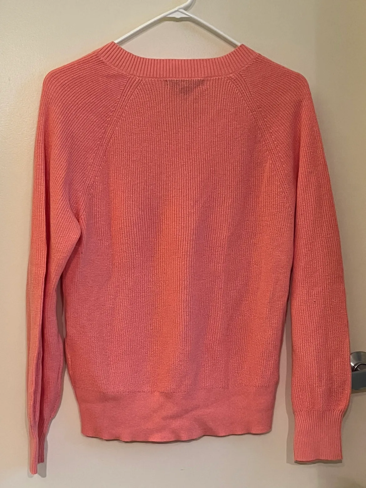 Banana republic sweater (New) image indicator(2)