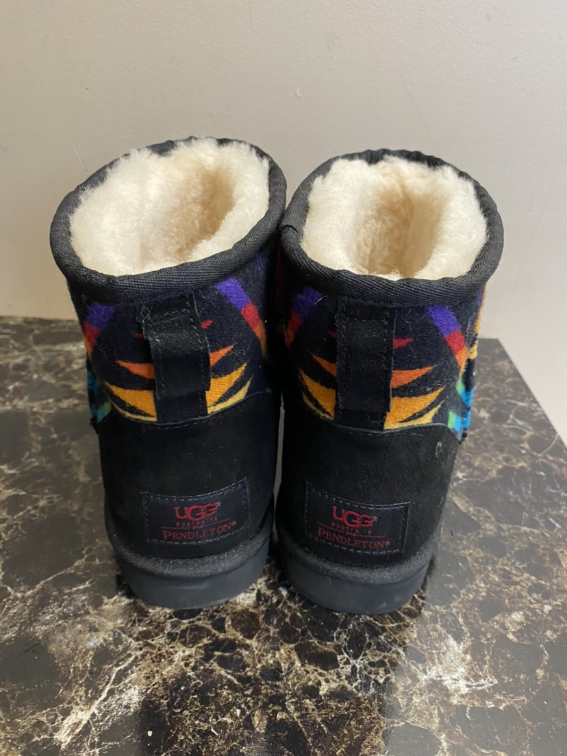UGG Women's Boots - photo 3
