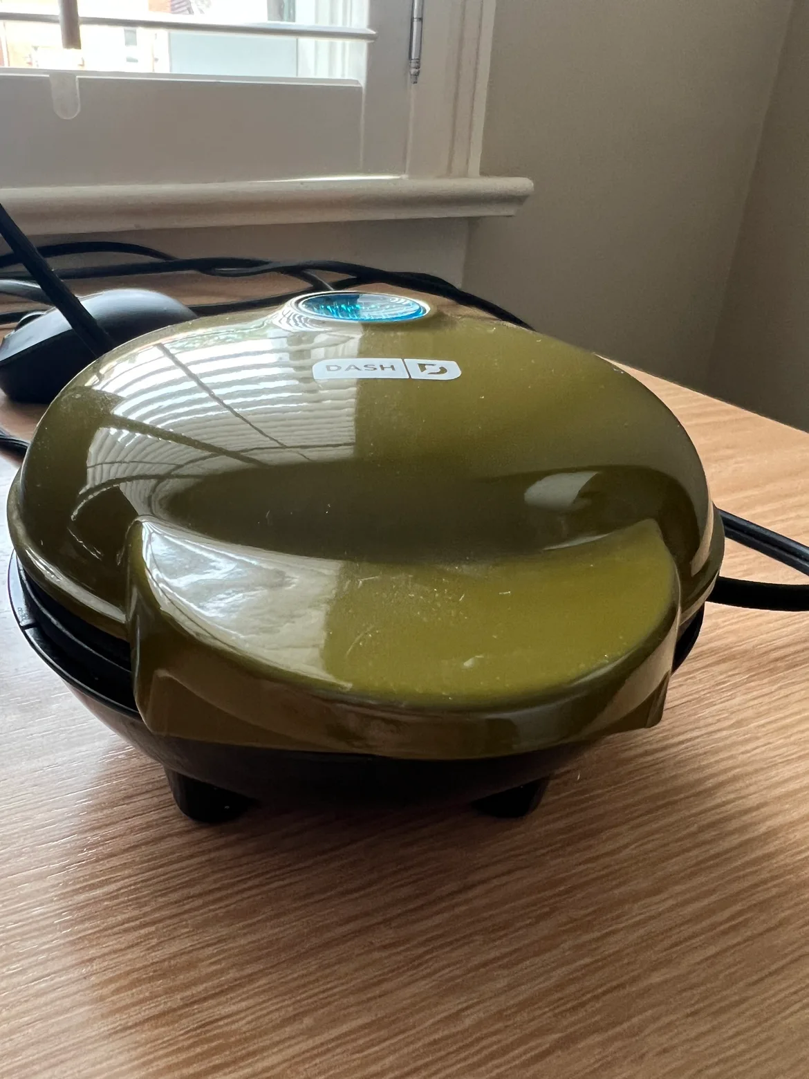 Dash Mini Waffle Maker image indicator(5)