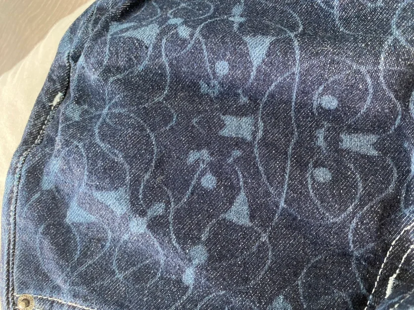 BDG Low Rise Flare Jeans image indicator(5)