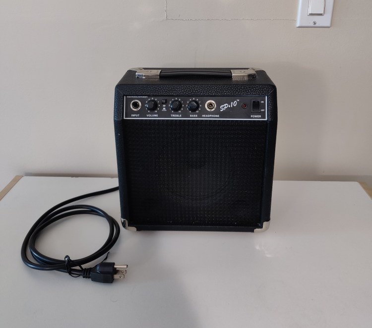SP-10 Guitar Amplifier