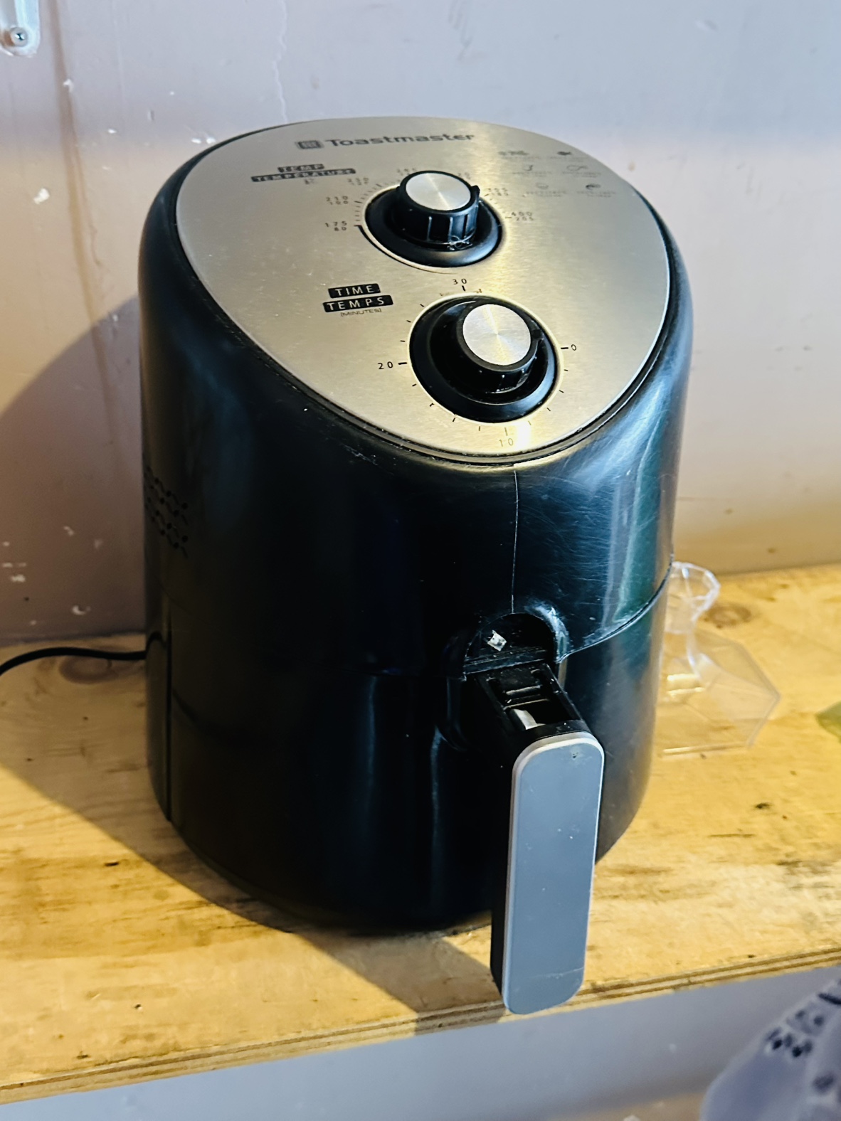 Toastmaster Air Fryer - photo 2