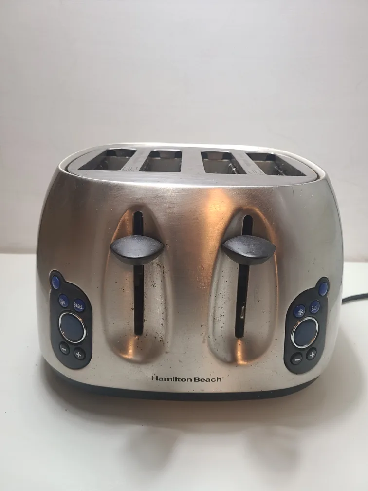 Hamilton Beach 4-Slice Toaster thumbnail