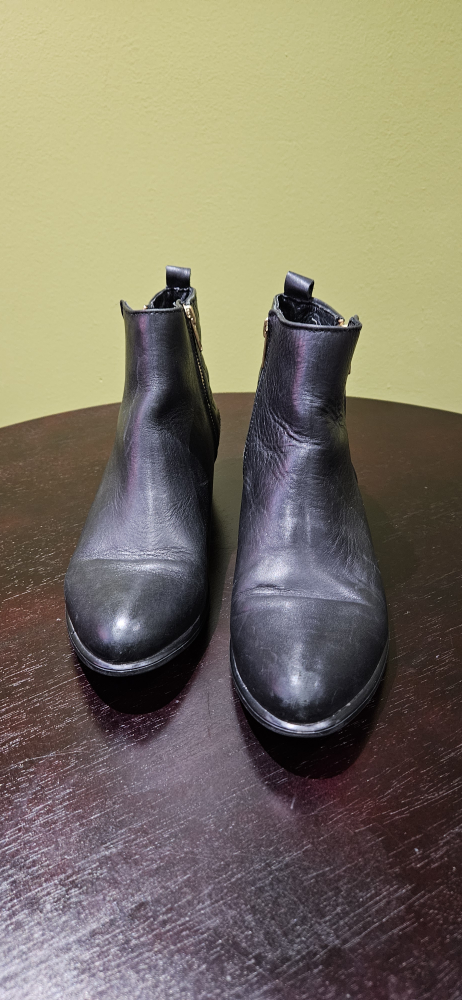 Steve Madden Black Leather Ankle Boots - Size 9 - photo 3