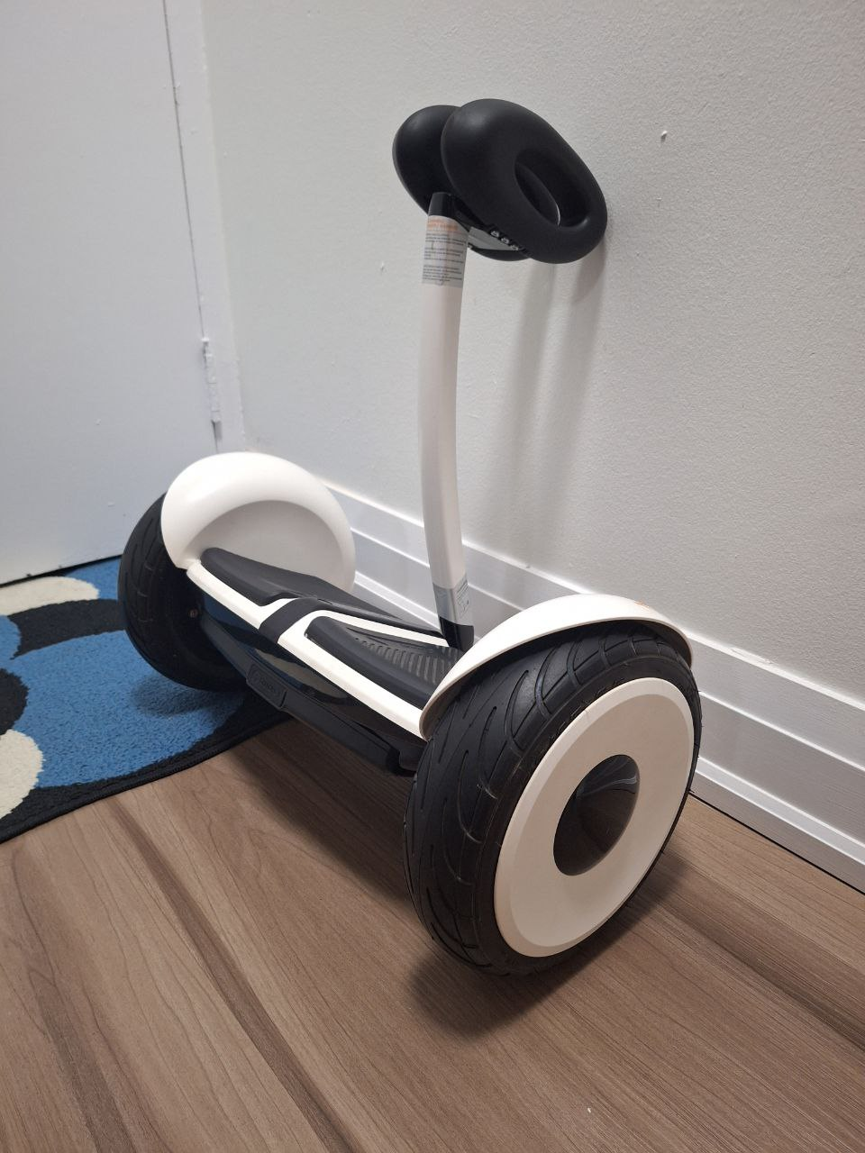 Ninebot Segway MiniLITE White Scooter