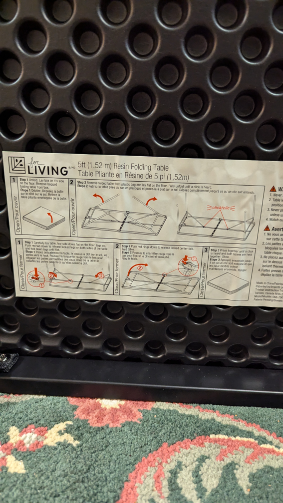 Folding table with carrying handle - photo 2