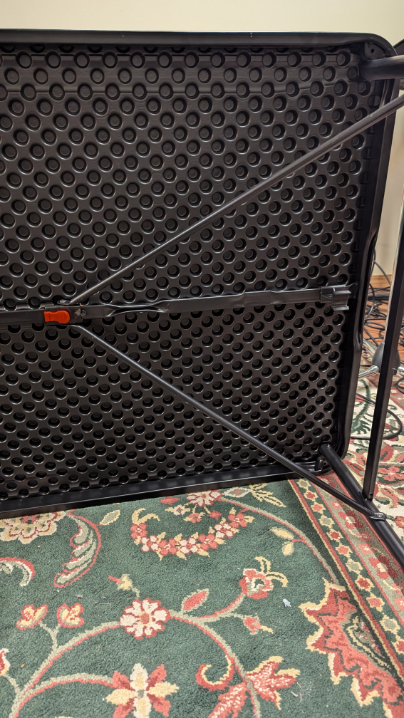 Folding table with carrying handle - photo 3